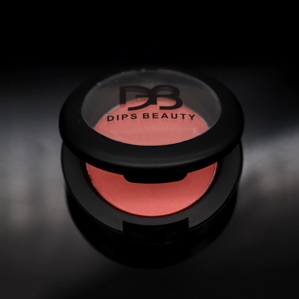 DIPS BEAUTY 05 Peach matte powder blush